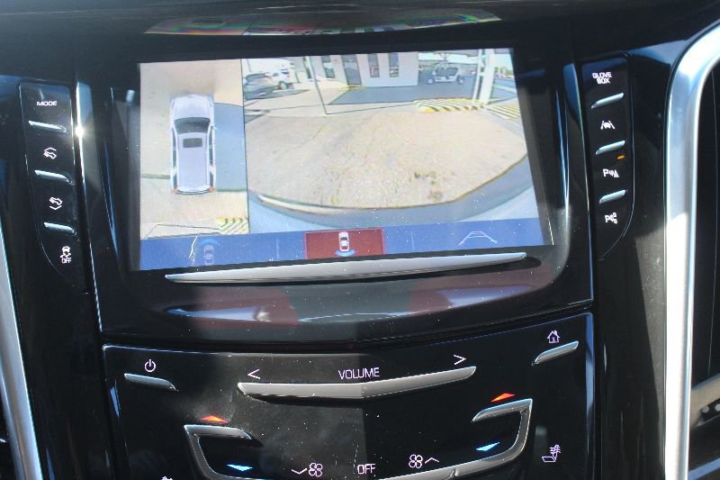 Used 2019 Cadillac Escalade ESV Luxury image 14