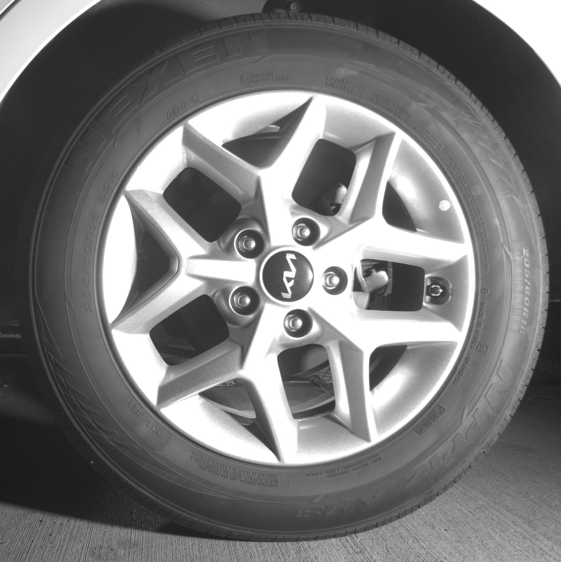 Used 2025 Kia Soul LX w/ LX Technology Package FWD image 14