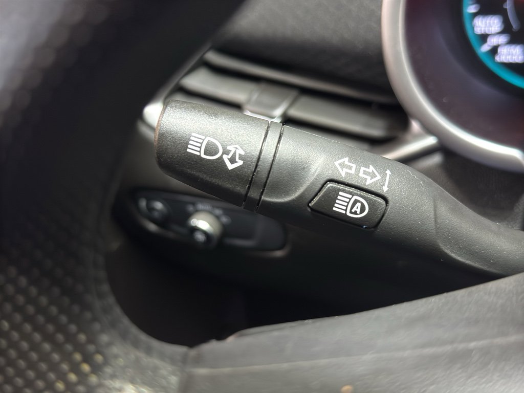 Used 2025 Chevrolet Malibu LT image 21