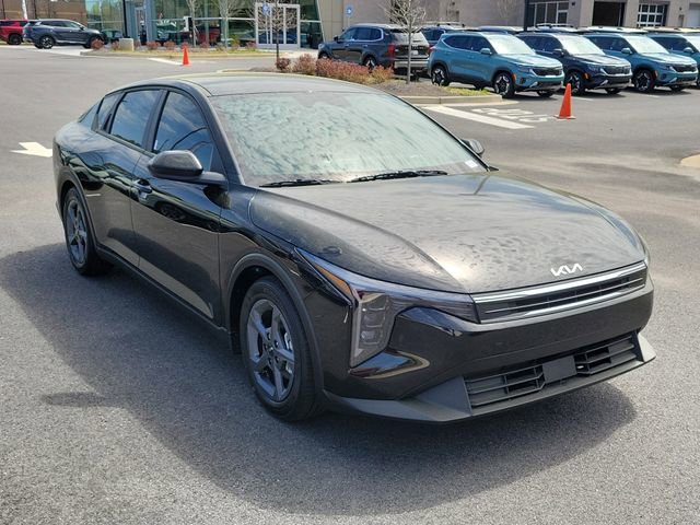 New 2026 Kia K4 LXS image 3