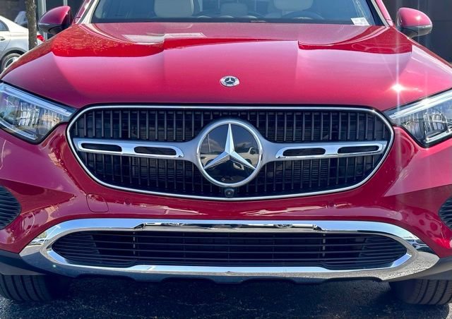 New 2026 Mercedes-Benz GLC 350e 4MATIC image 3