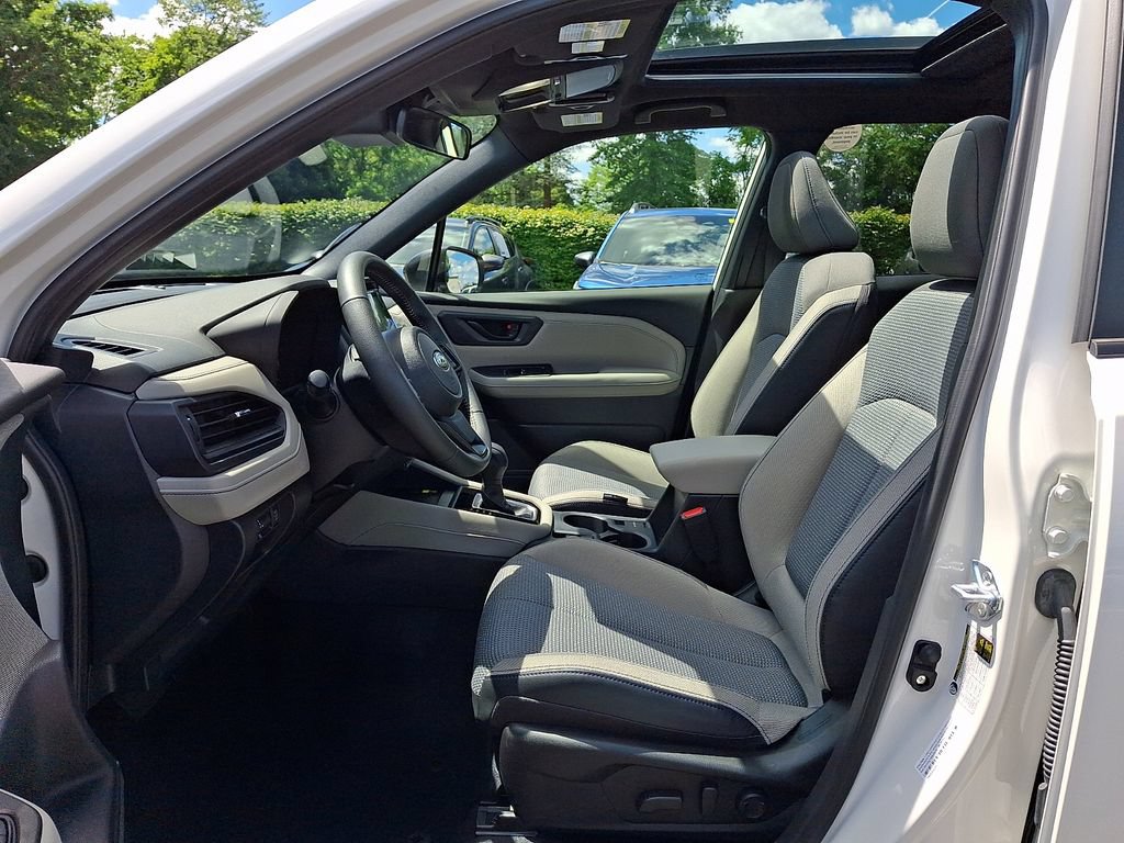 Certified 2025 Subaru Forester Premium AWD/4WD image 13