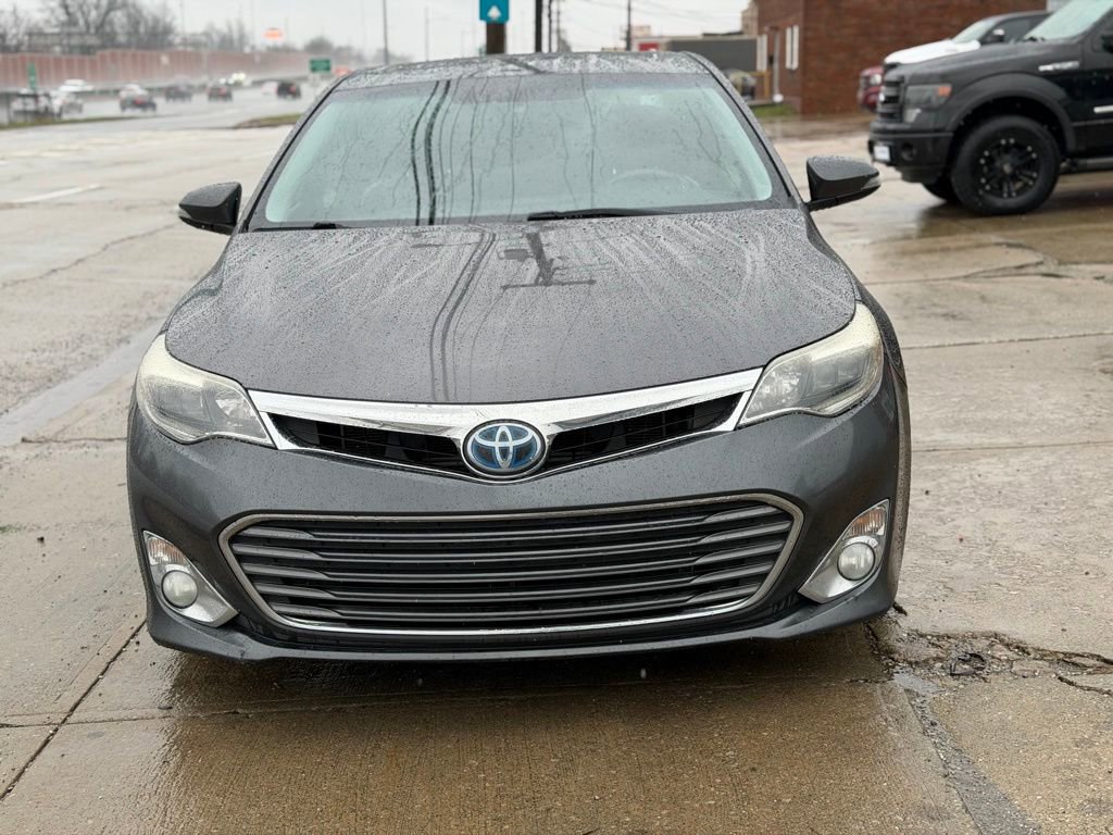 Used 2015 Toyota Avalon Limited w/ Technology Package image 2