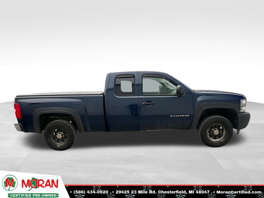 Used 2010 Chevrolet Silverado 1500 W/T w/ LS Package image 6