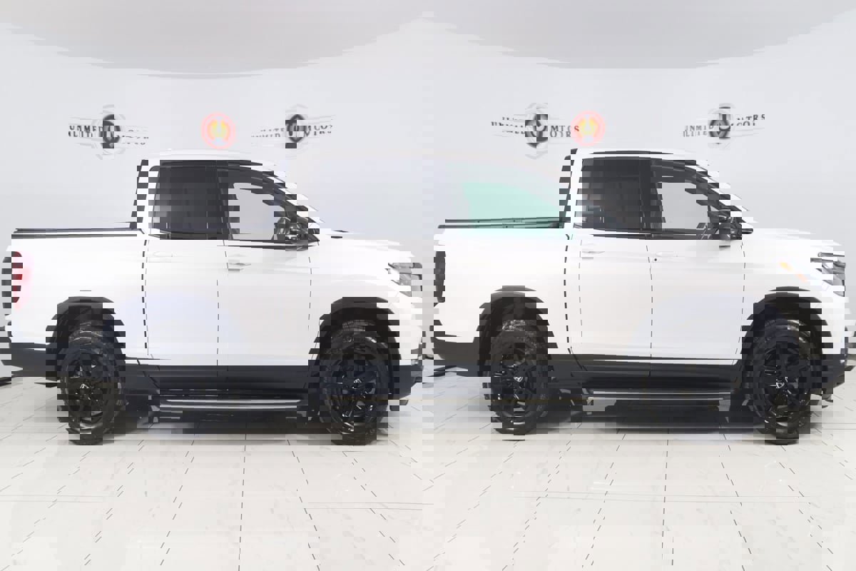 Used 2022 Honda Ridgeline Black Edition image 2