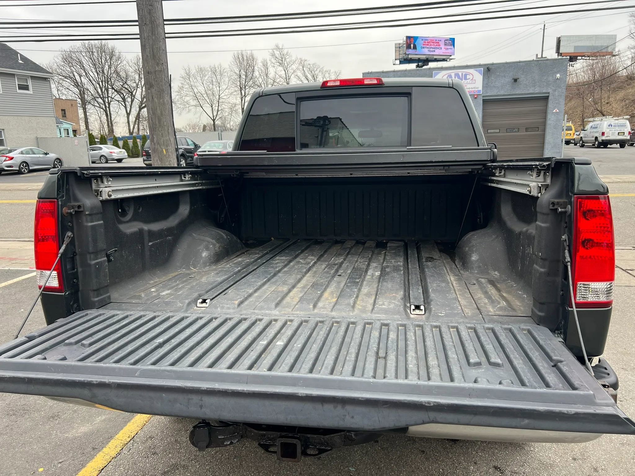 Used 2008 Nissan Titan LE w/ Tow Pkg image 9
