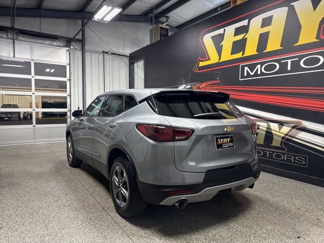 Used 2023 Chevrolet Blazer LT AWD/4WD image 20