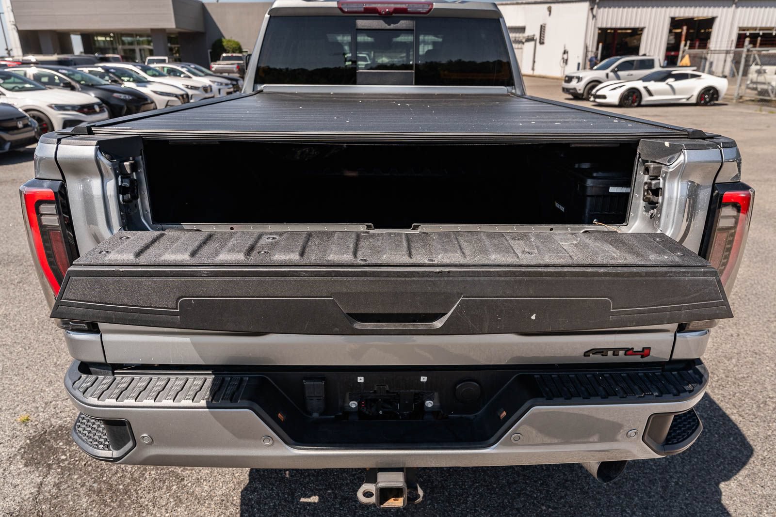 Used 2024 GMC Sierra 2500 AT4 w/ AT4 Premium Plus Package AWD/4WD image 21