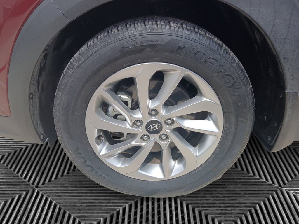 Used 2016 Hyundai Tucson SE w/ Option Group 02 FWD image 5