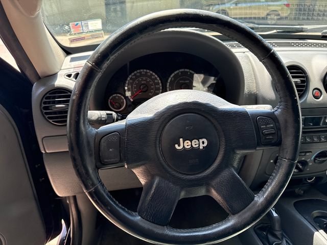Used 2007 Jeep Liberty Sport AWD/4WD image 18