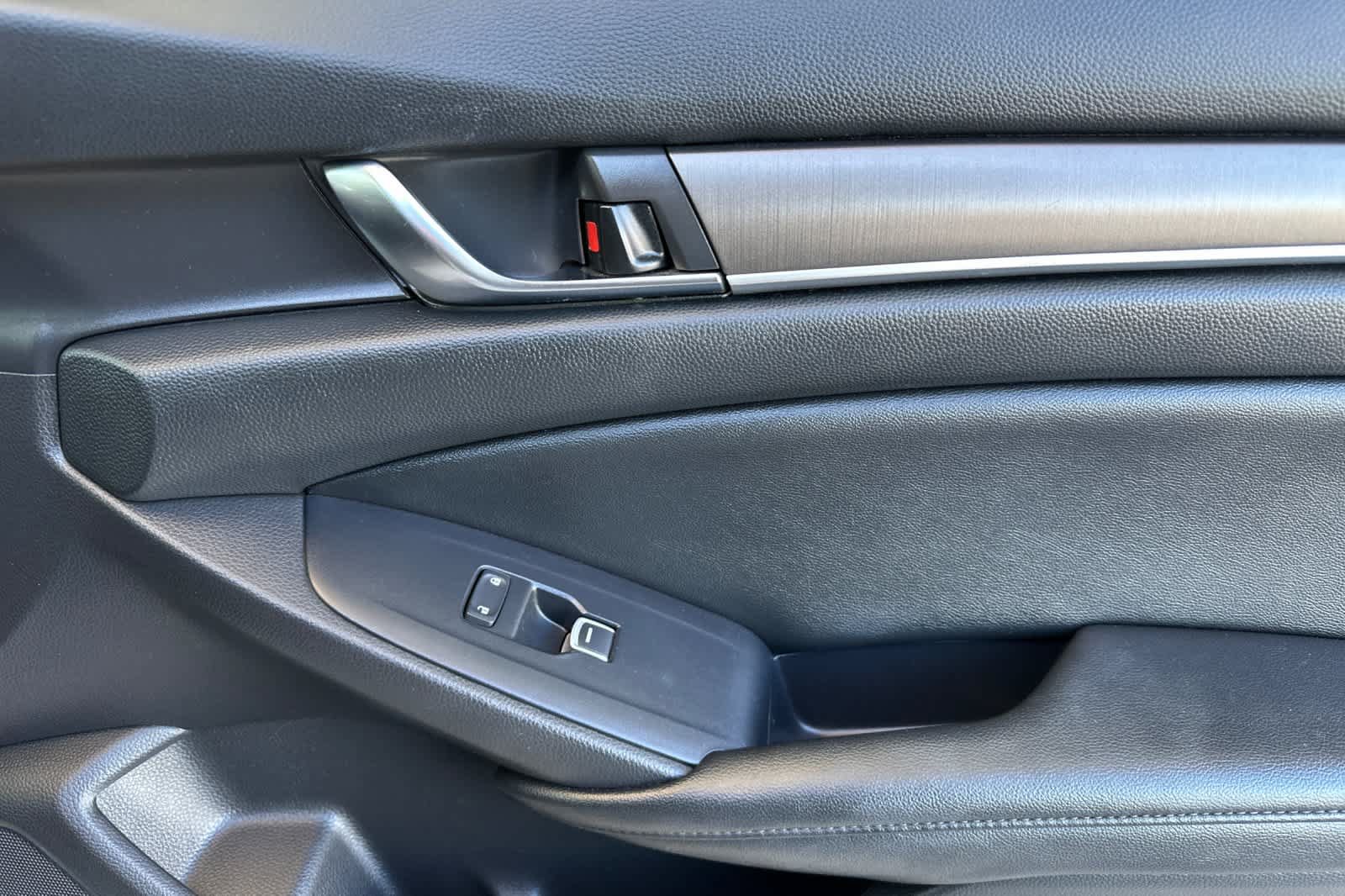Used 2020 Honda Accord LX image 18