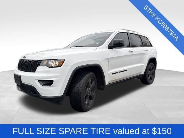 Used 2019 Jeep Grand Cherokee Laredo image 3