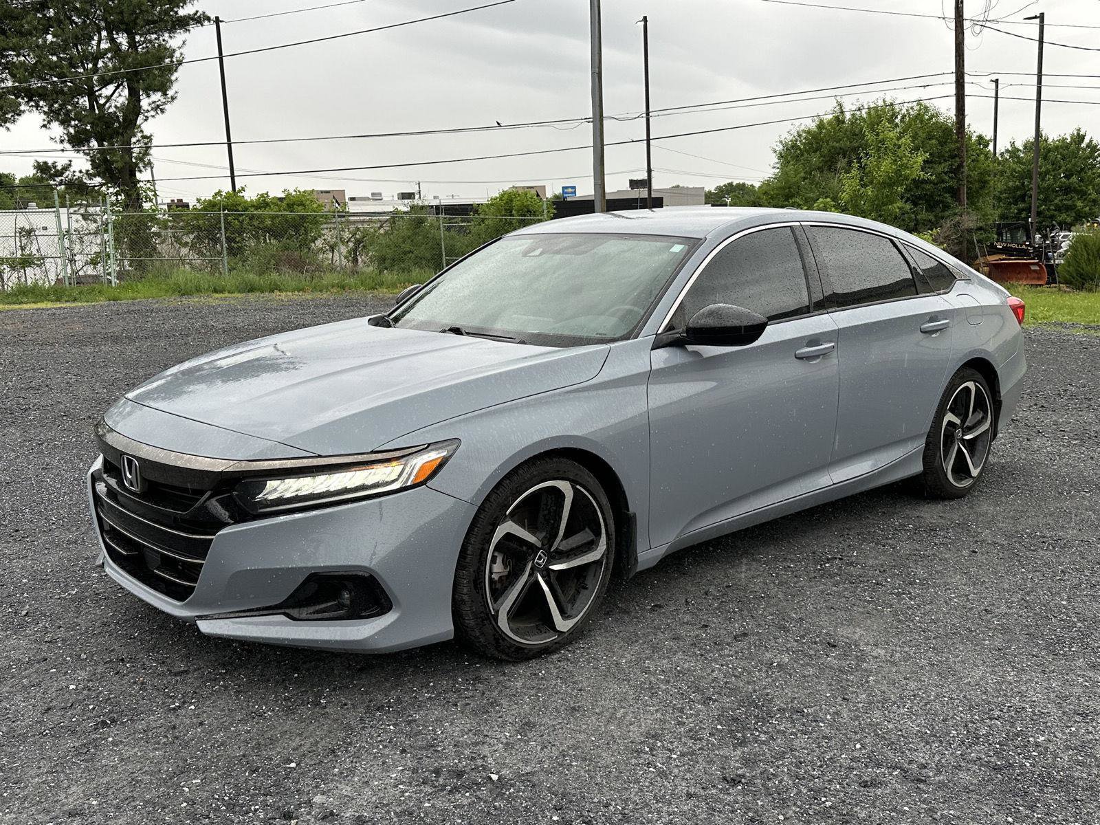 Used 2022 Honda Accord Sport image 4