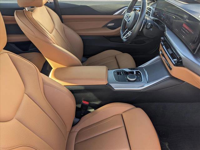 Used 2025 BMW M440i Coupe w/ Premium Package image 21