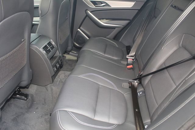 New 2026 Jaguar F-PACE R-Dynamic S image 5