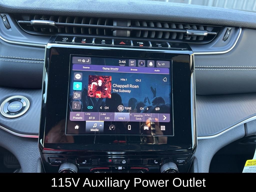 New 2025 Jeep Grand Cherokee Altitude image 22