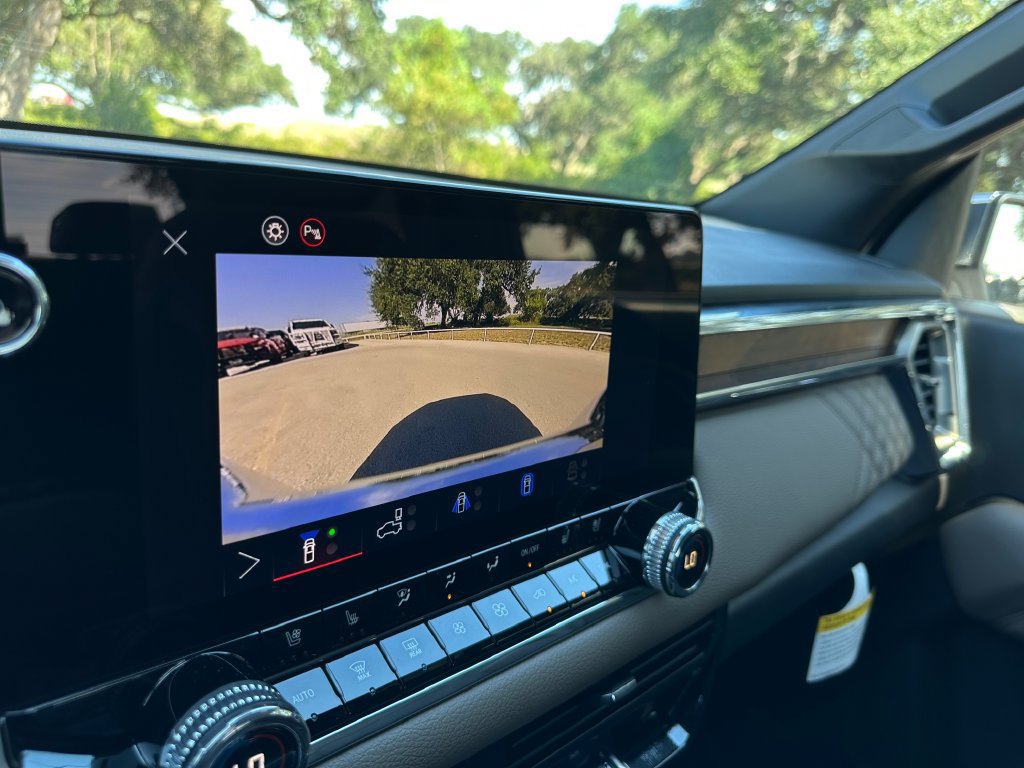 New 2026 GMC Canyon Denali AWD/4WD image 20