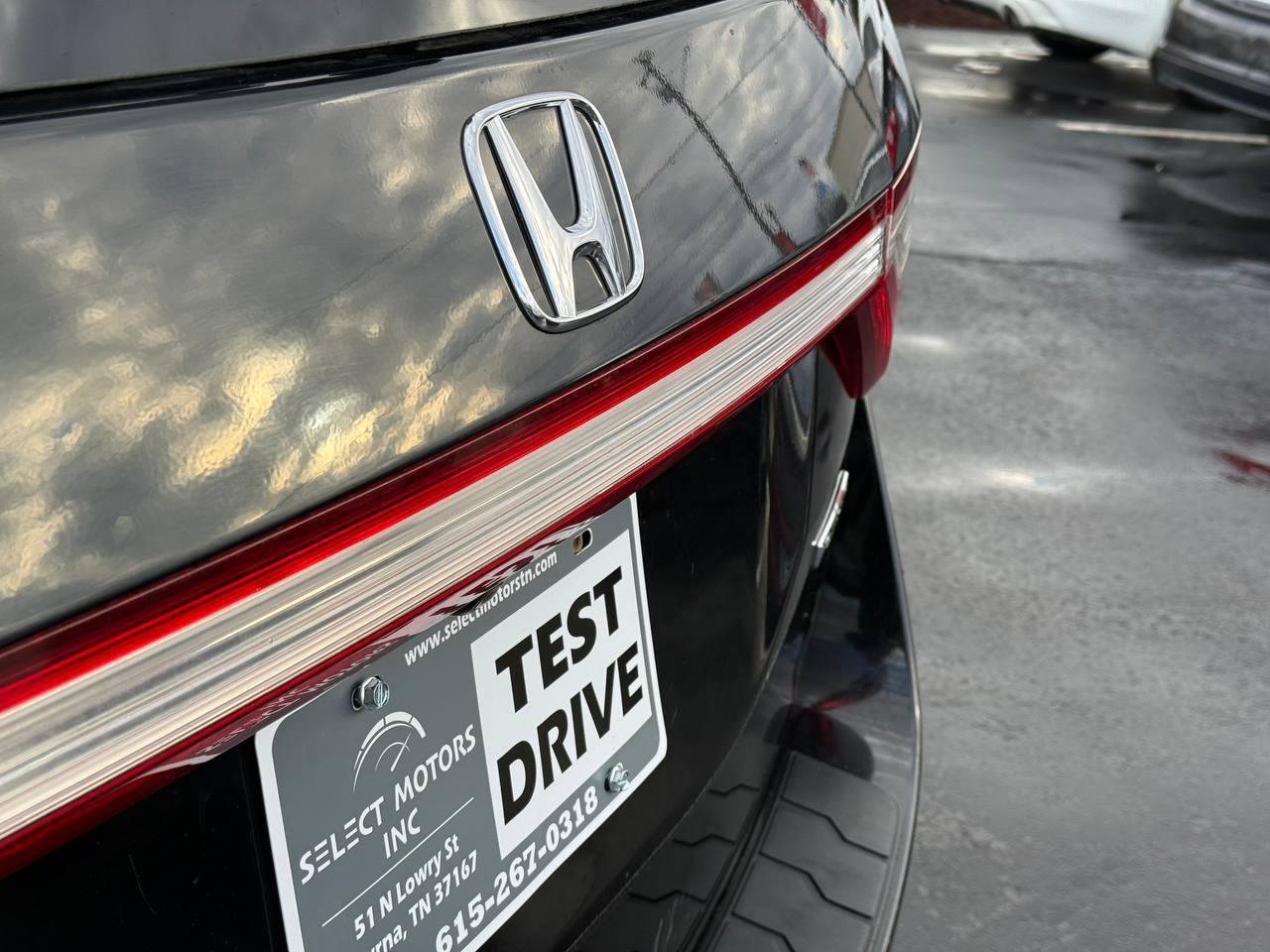 Used 2012 Honda Odyssey Touring image 10