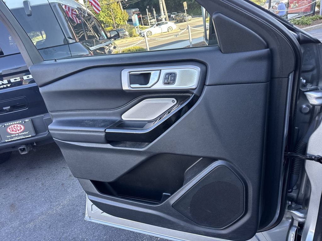 Used 2023 Ford Explorer ST w/ Equipment Group 401A AWD/4WD image 24