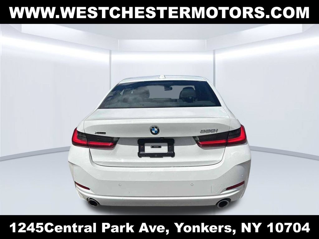 Used 2025 BMW 330i xDrive Sedan AWD/4WD image 5