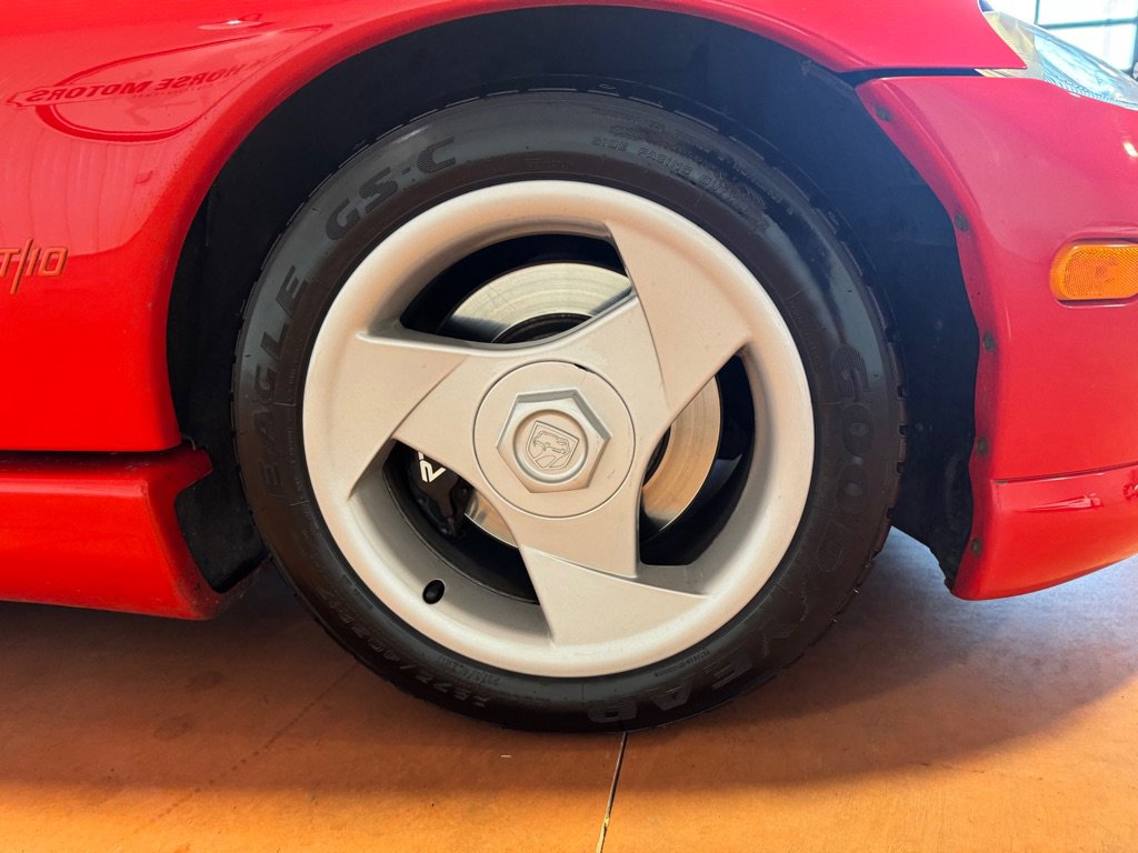 Used 1994 Dodge Viper RT/10 image 19