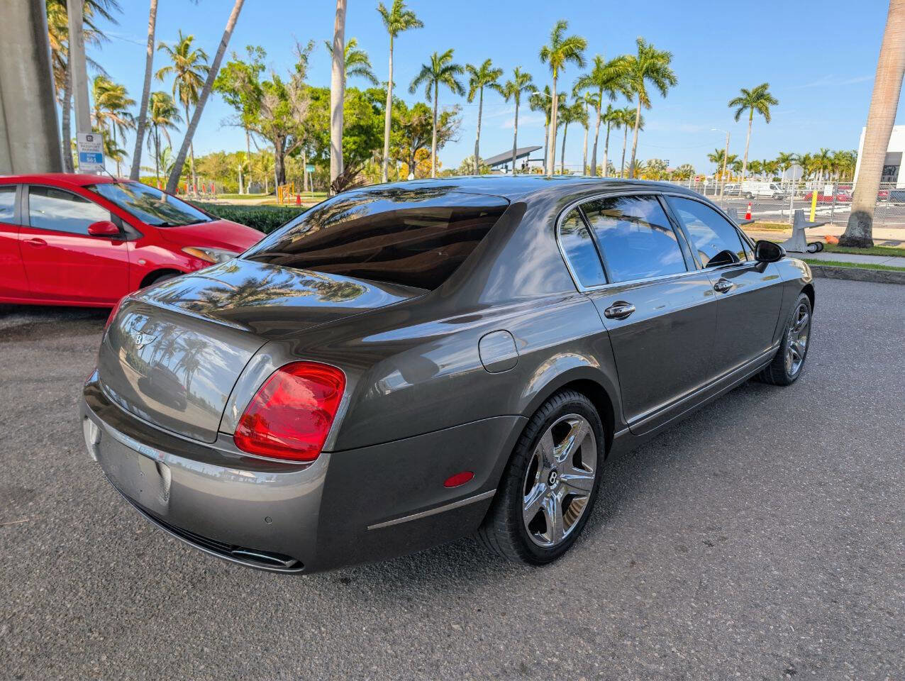 Used 2008 Bentley Flying Spur Flying Spur image 6