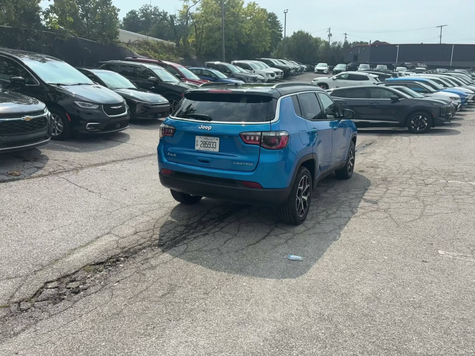 Used 2025 Jeep Compass Limited AWD/4WD image 13