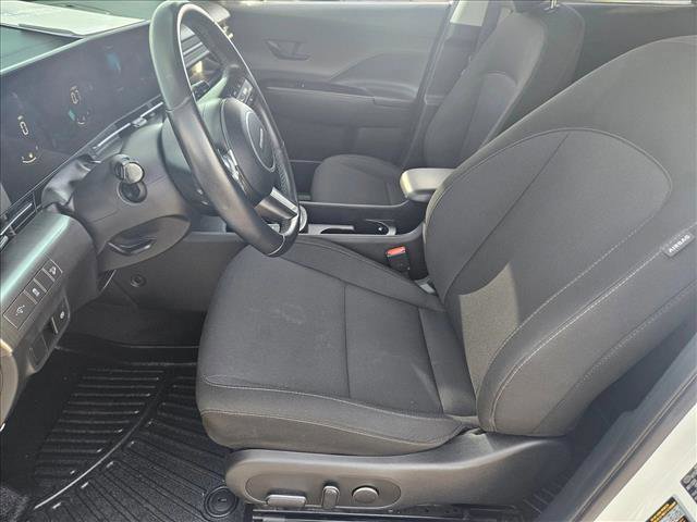 Used 2024 Hyundai Kona SEL image 14