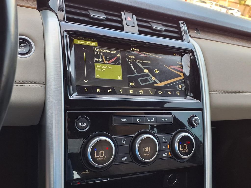 Used 2019 Land Rover Discovery HSE AWD/4WD image 29