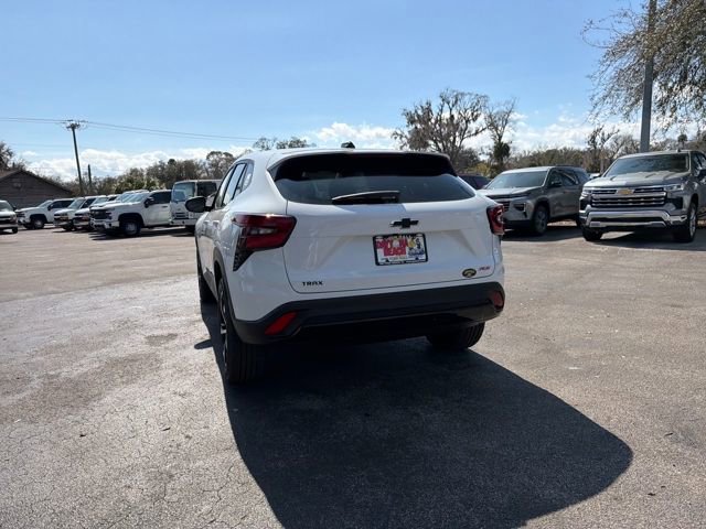 New 2026 Chevrolet Trax RS image 9