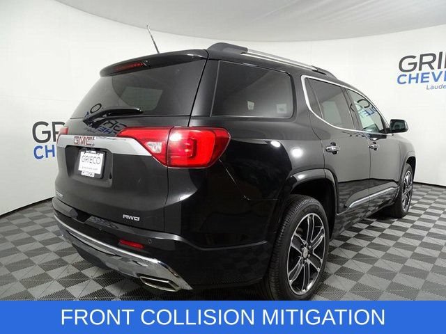 Used 2018 GMC Acadia Denali w/ Technology Package AWD/4WD image 4