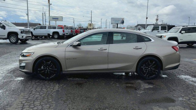 Certified 2022 Chevrolet Malibu LT w/ Leather Package image 5