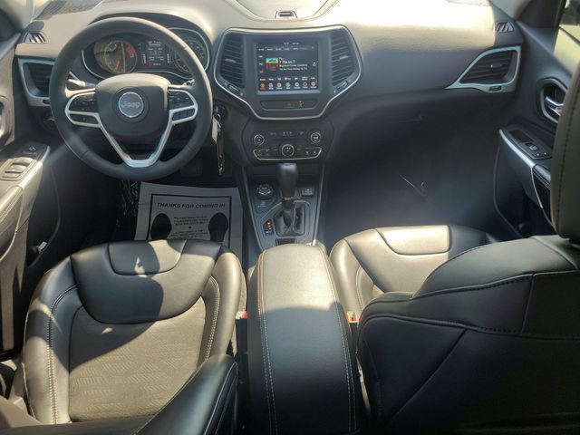 Used 2022 Jeep Cherokee Latitude AWD/4WD image 14