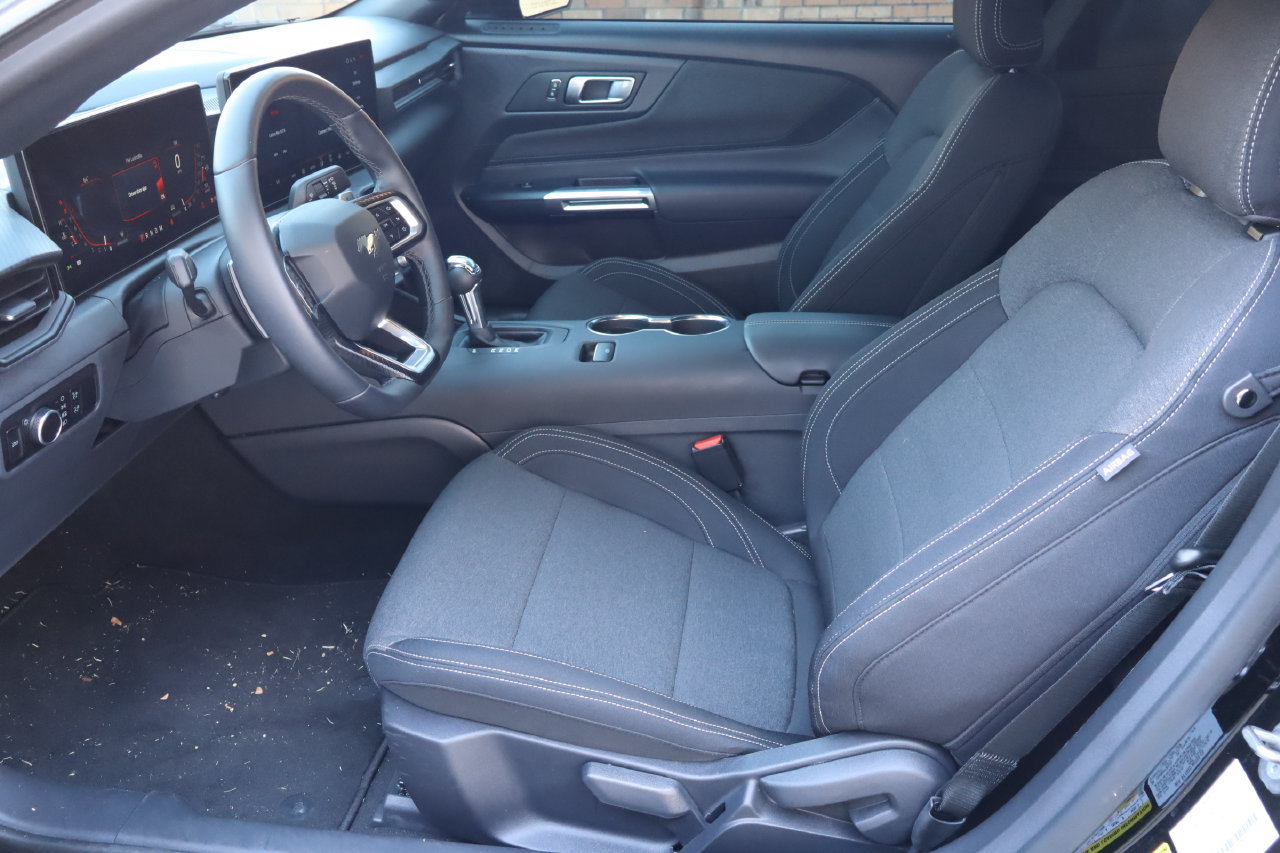 Used 2026 Ford Mustang GT RWD image 14