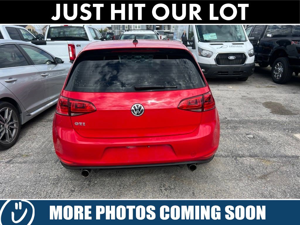 Used 2016 Volkswagen GTI S FWD image 9