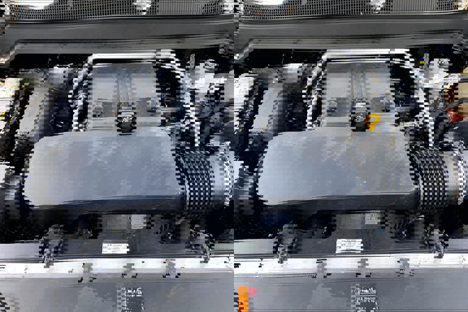 Used 2023 Chevrolet Colorado Trail Boss w/ Technology Package AWD/4WD image 29