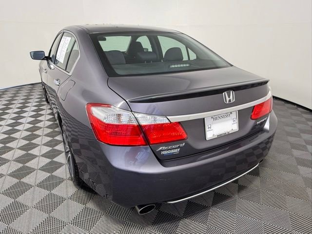 Used 2015 Honda Accord Sport image 4
