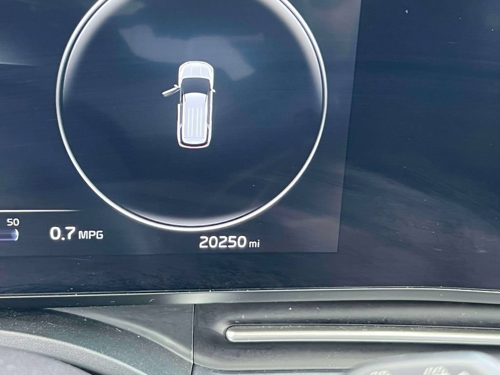Certified 2024 Kia Carnival SX Prestige FWD image 27