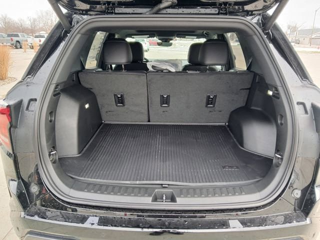 New 2026 GMC Terrain AT4 w/ Convenience Package III AWD/4WD image 18