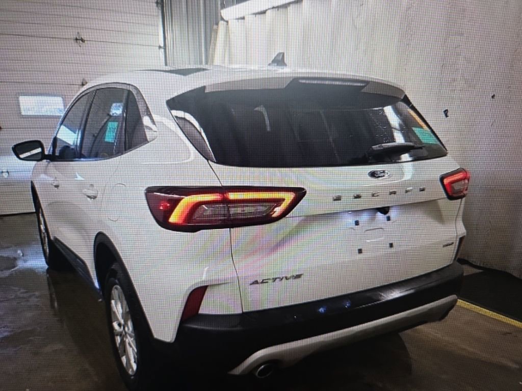 Used 2023 Ford Escape Active image 3