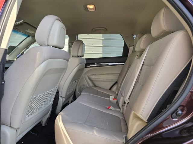Used 2014 Kia Sorento LX image 15