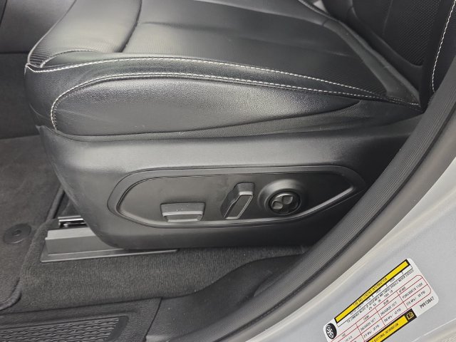 Used 2023 Jeep Grand Cherokee 30th Anniversary AWD/4WD image 24