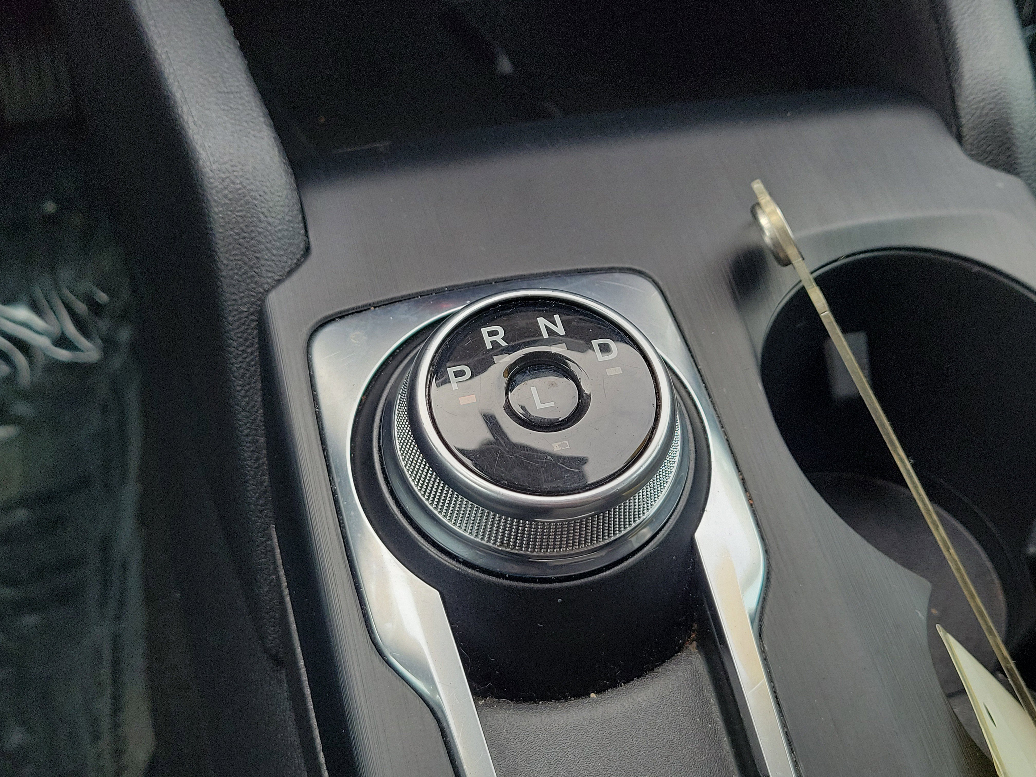 Used 2022 Ford Escape SEL w/ Technology Package image 36