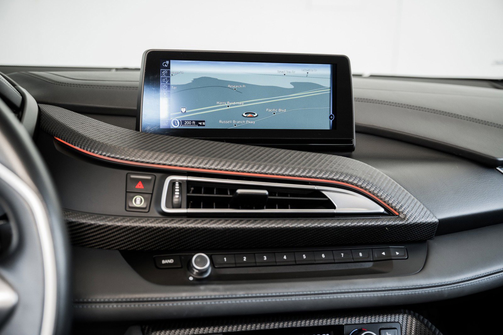 Used 2017 BMW i8 AWD/4WD image 18