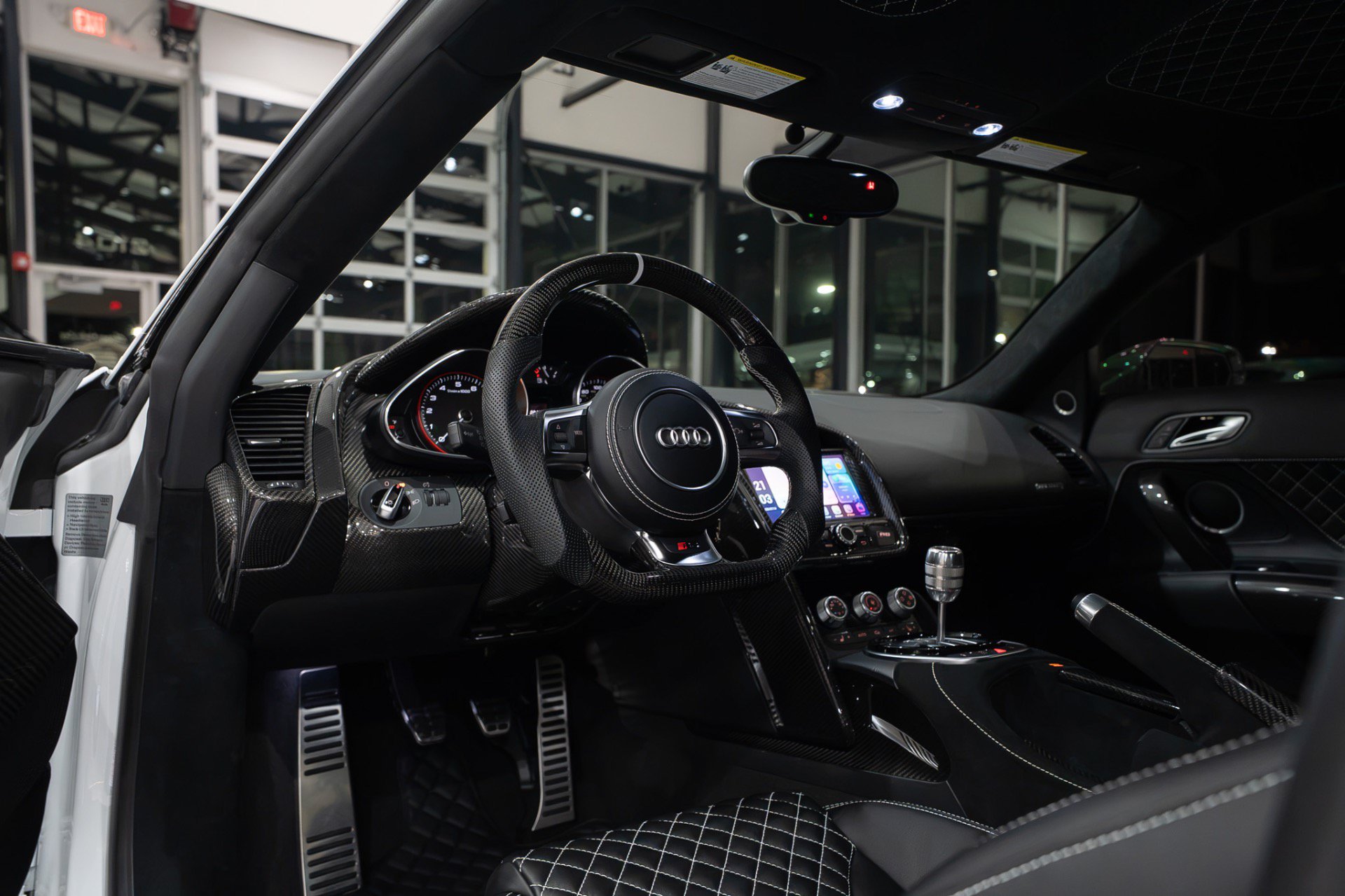 Used 2014 Audi R8 V10 AWD/4WD image 15