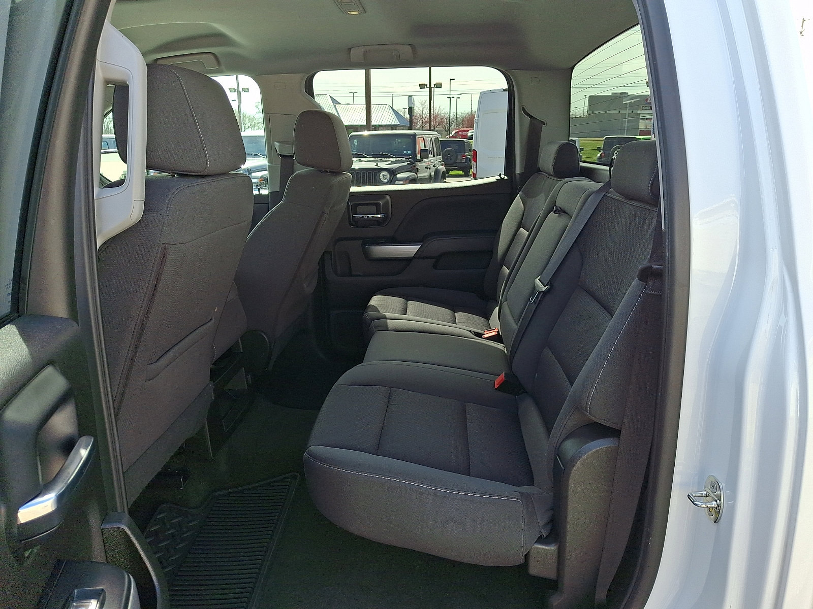Used 2018 Chevrolet Silverado 1500 LT w/ All Star Edition image 12