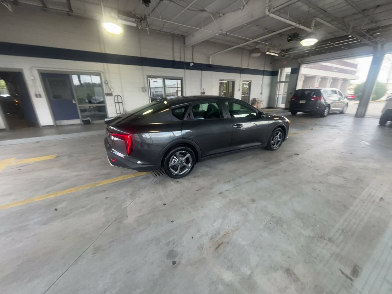 Used 2025 Kia K4 FWD image 13