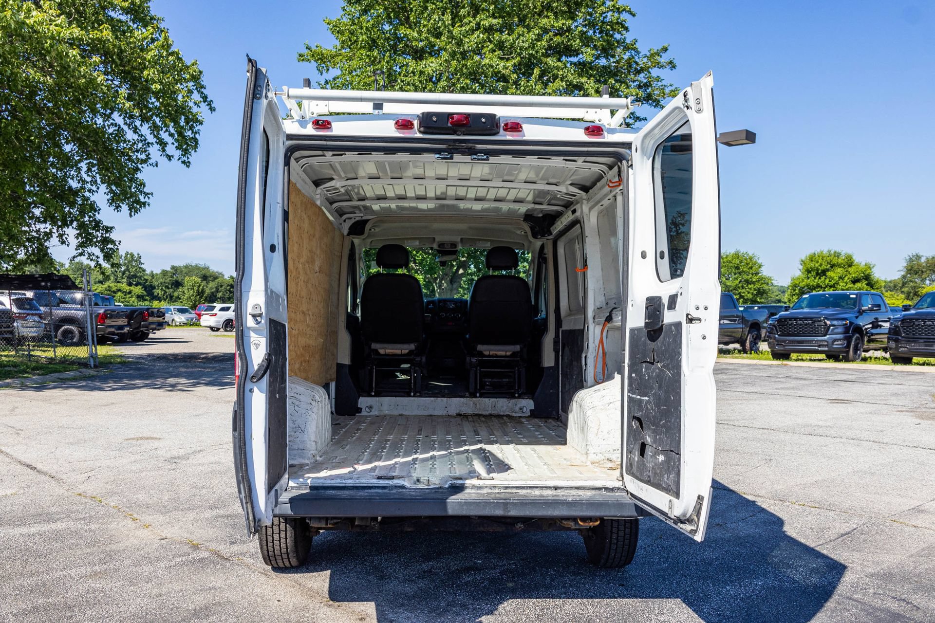 Used 2018 RAM ProMaster 1500 FWD image 33
