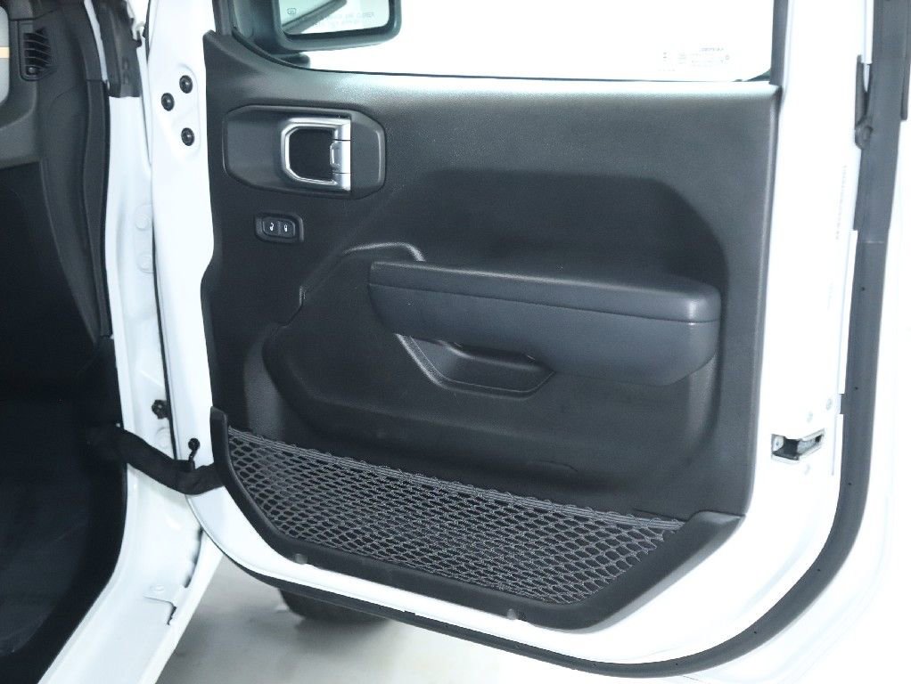 Used 2025 Jeep Wrangler Sport S image 33