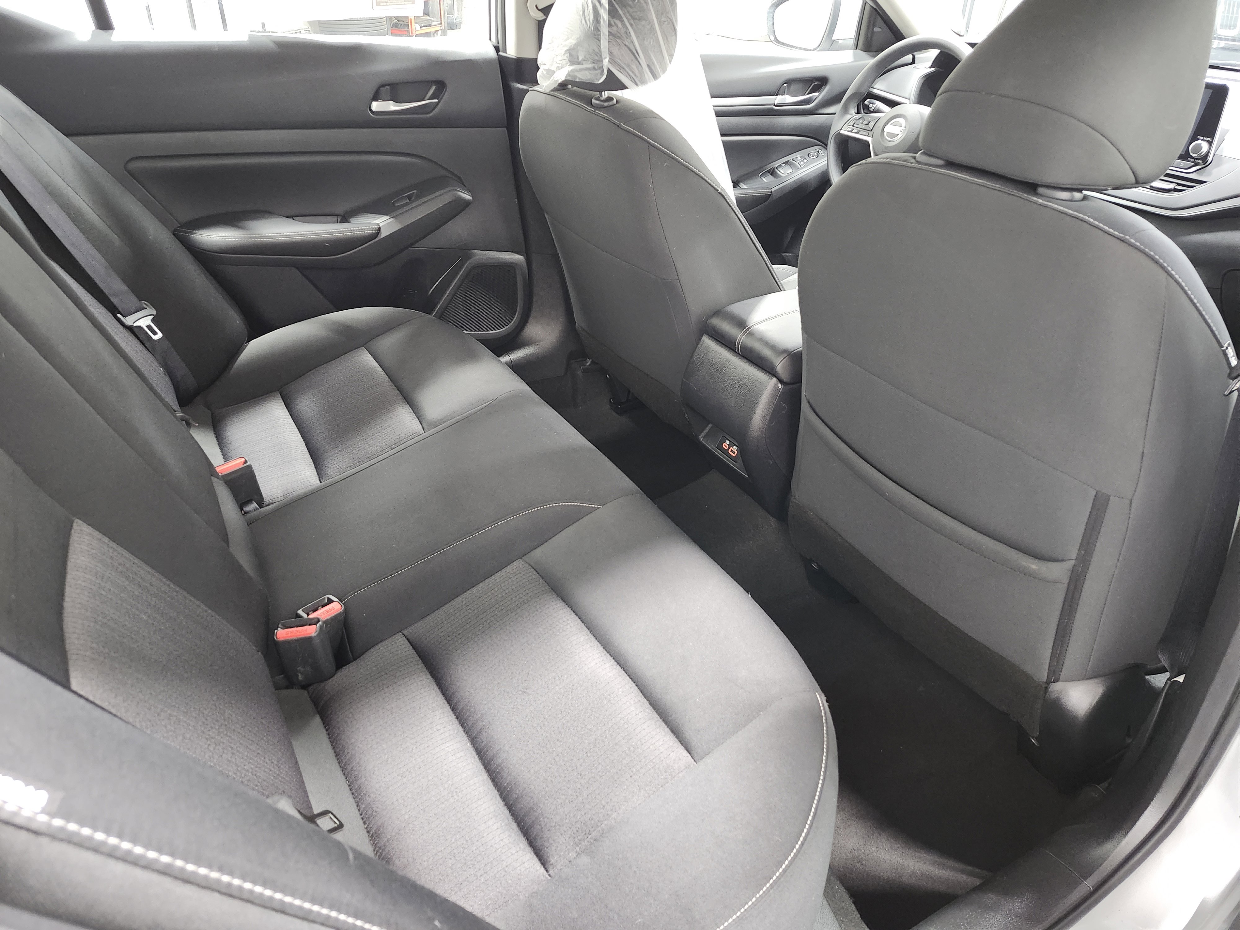 Used 2022 Nissan Altima 2.5 SV image 19